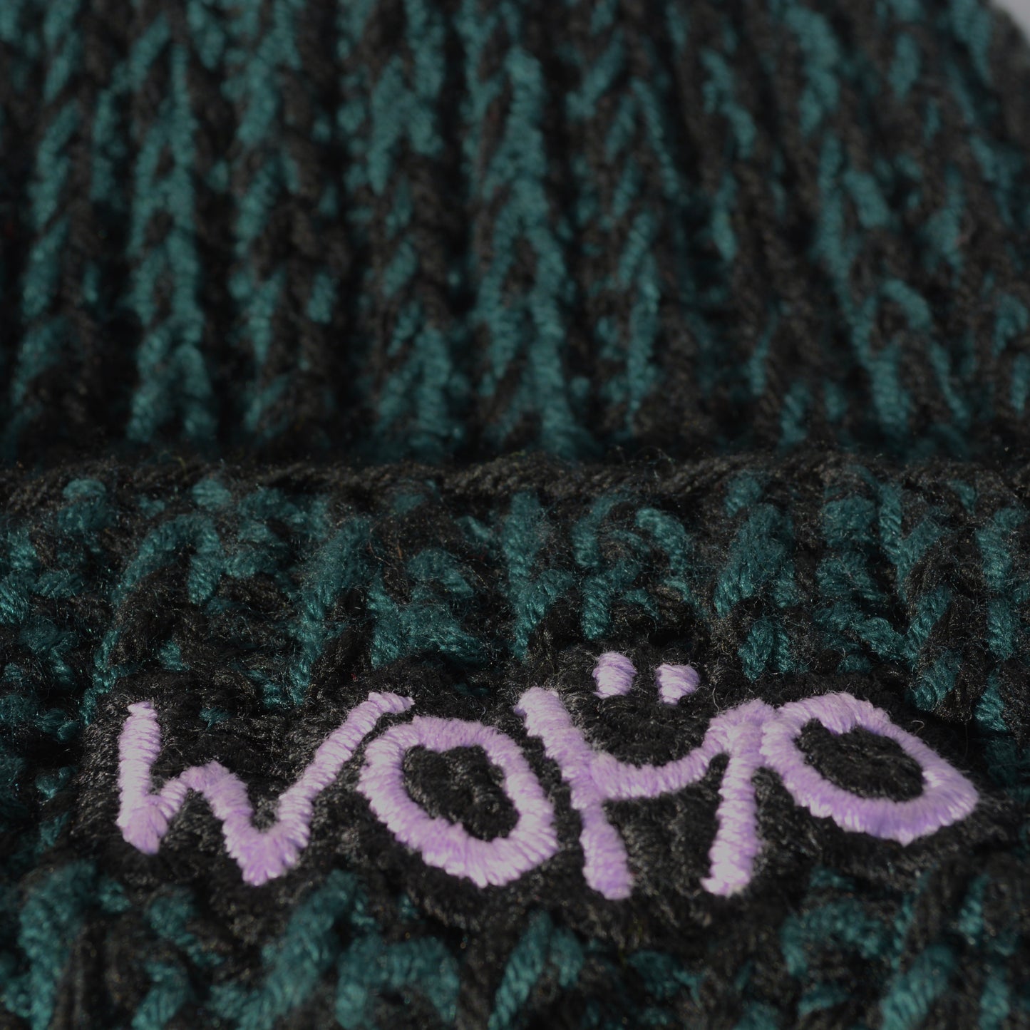 WOMO Double Thread - Dark Green/Black